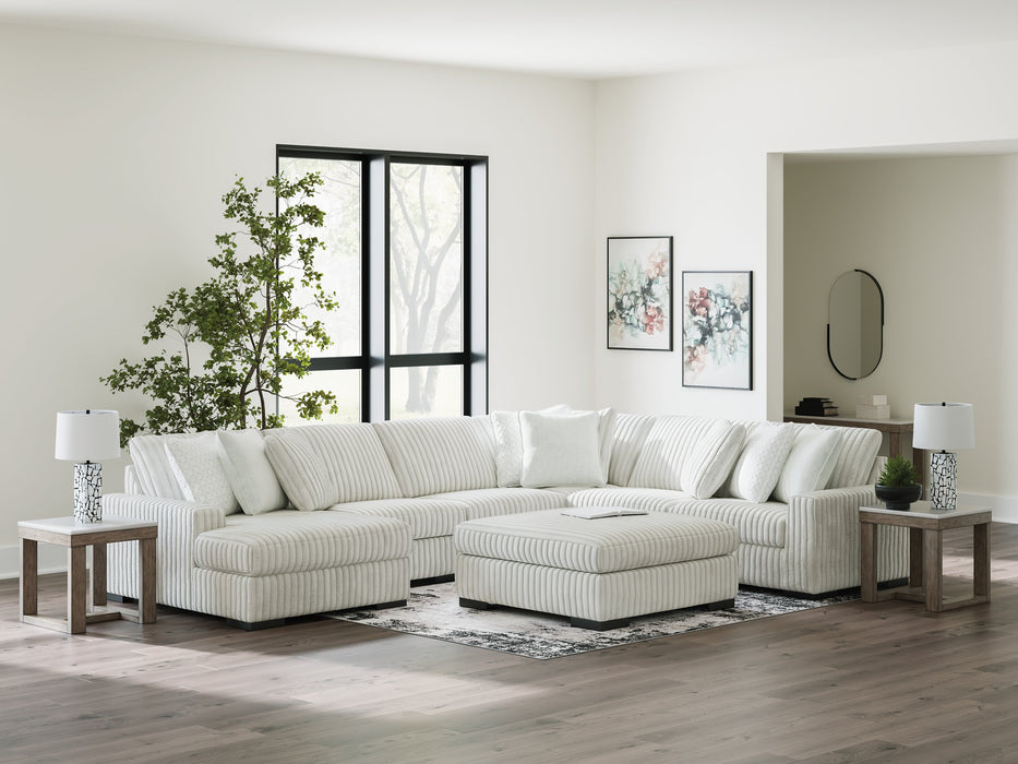Stupendous Sectional with Chaise - Carl's Furniture (Garden City, KS)