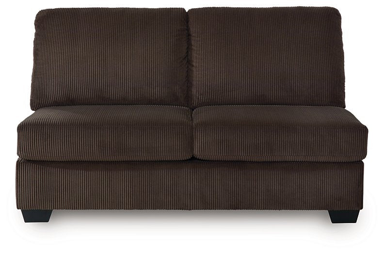 Kimlee Sectional with Chaise - Carl's Furniture (Garden City, KS)