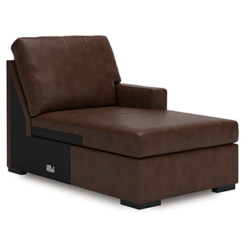 McDowlan Sectional with Chaise - Carl's Furniture (Garden City, KS)