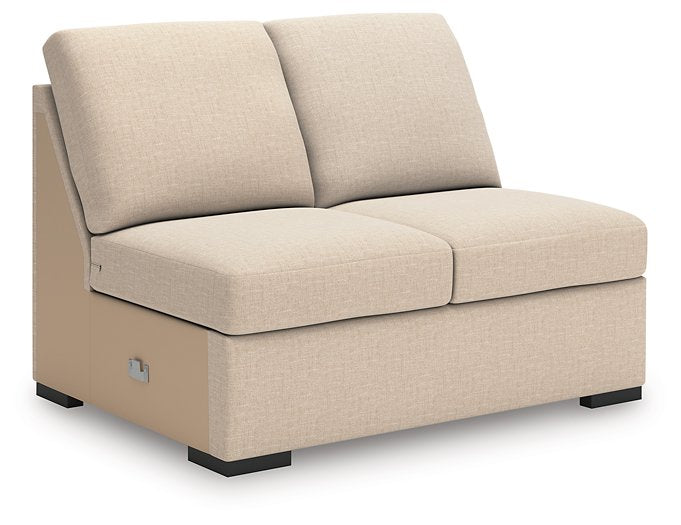 LadyMae Sectional with Chaise - Carl's Furniture (Garden City, KS)