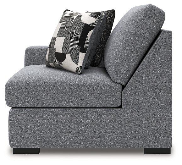 Bealton Sectional - Carl's Furniture (Garden City, KS)