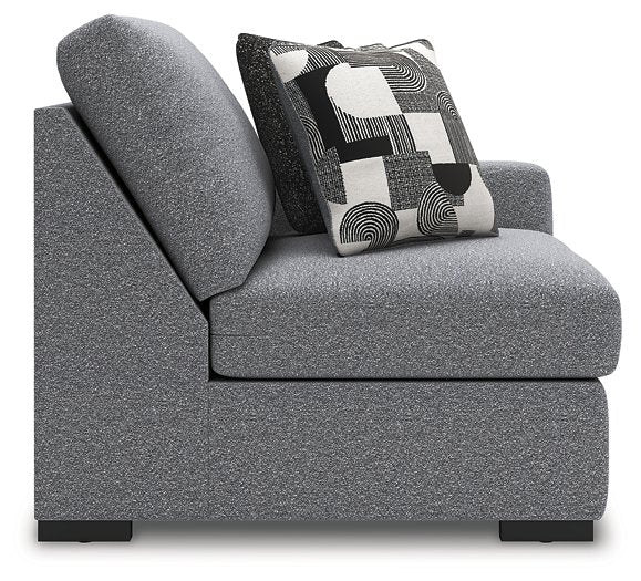 Bealton Sectional - Carl's Furniture (Garden City, KS)