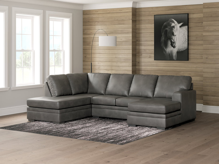 Lofton-Pike Sectional with Chaise - Carl's Furniture (Garden City, KS)