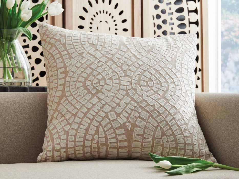 Cortlen Pillow (Set of 4) - Carl's Furniture (Garden City, KS)