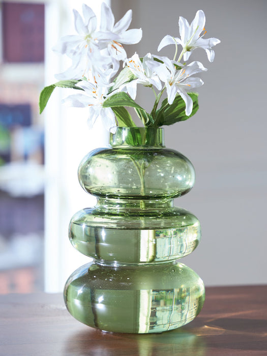 Renethorne Vase - Carl's Furniture (Garden City, KS)