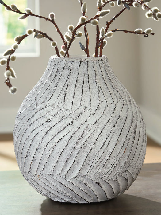 Shelvie Vase - Carl's Furniture (Garden City, KS)