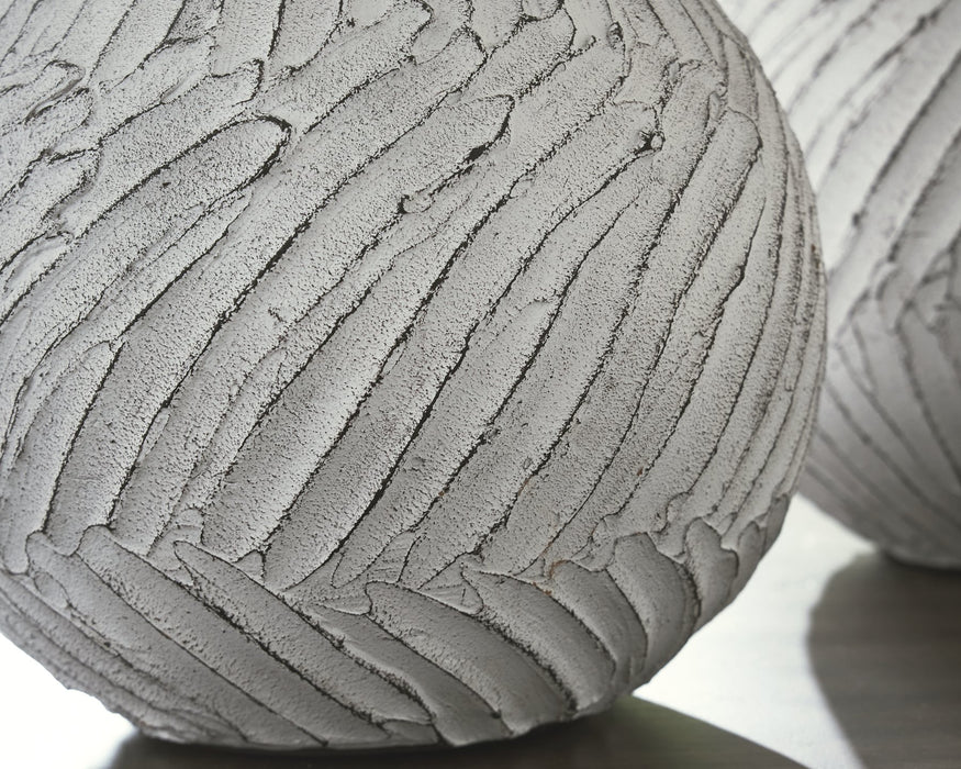 Shelvie Vase - Carl's Furniture (Garden City, KS)