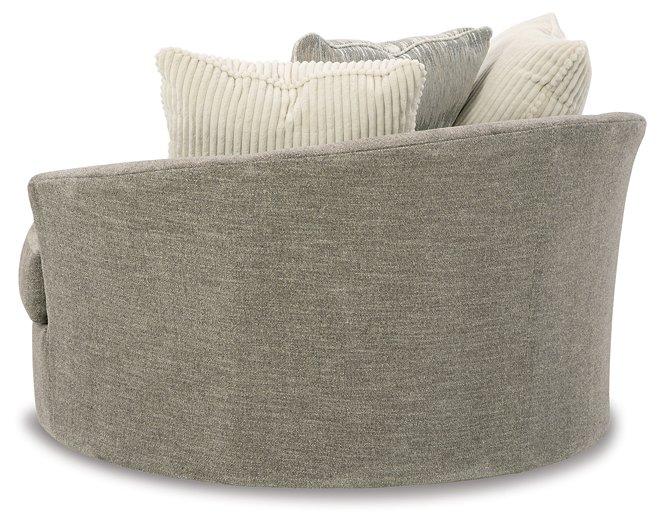 Creswell Oversized Swivel Accent Chair - Carl's Furniture (Garden City, KS)