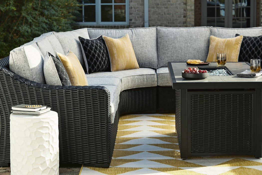 Beachcroft Outdoor Sectional - Carl's Furniture (Garden City, KS)