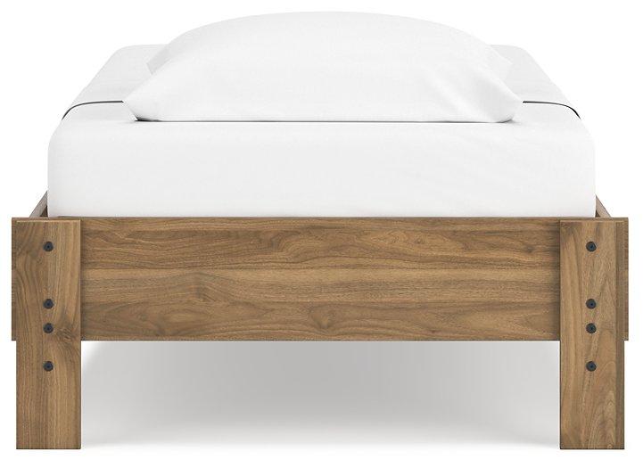 Deanlow Bed - Carl's Furniture (Garden City, KS)