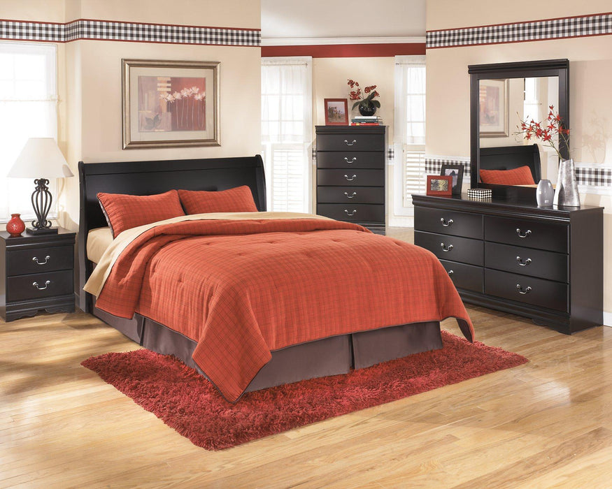 Huey Vineyard Bed - Carl's Furniture (Garden City, KS)