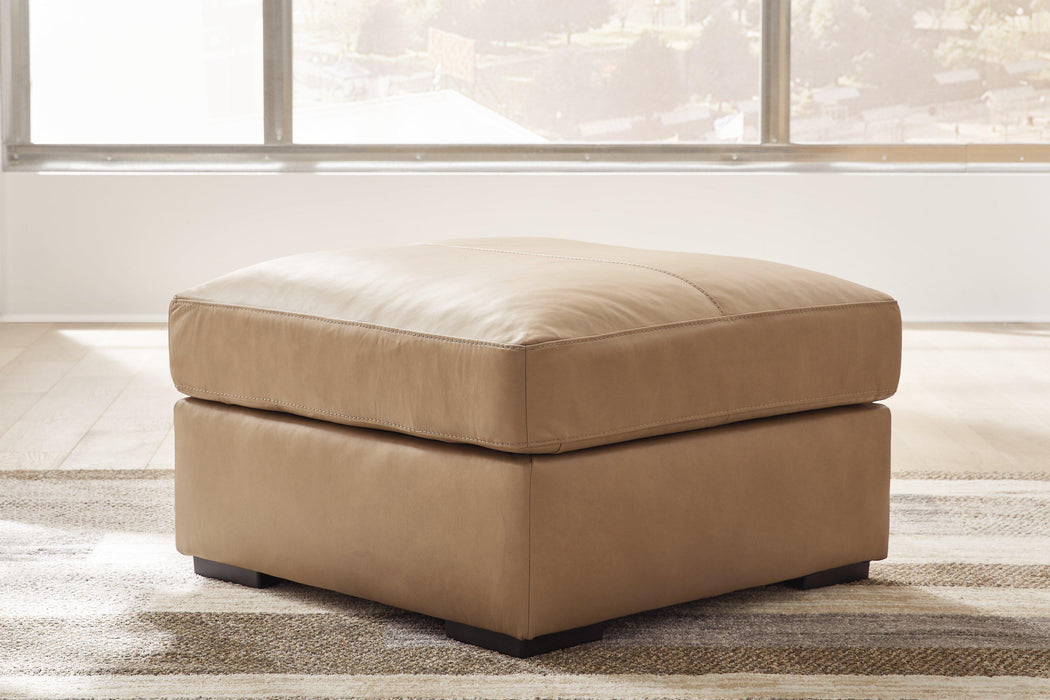Bandon Oversized Accent Ottoman - Carl's Furniture (Garden City, KS)
