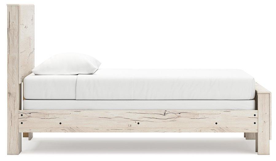 Lawroy Bed - Carl's Furniture (Garden City, KS)