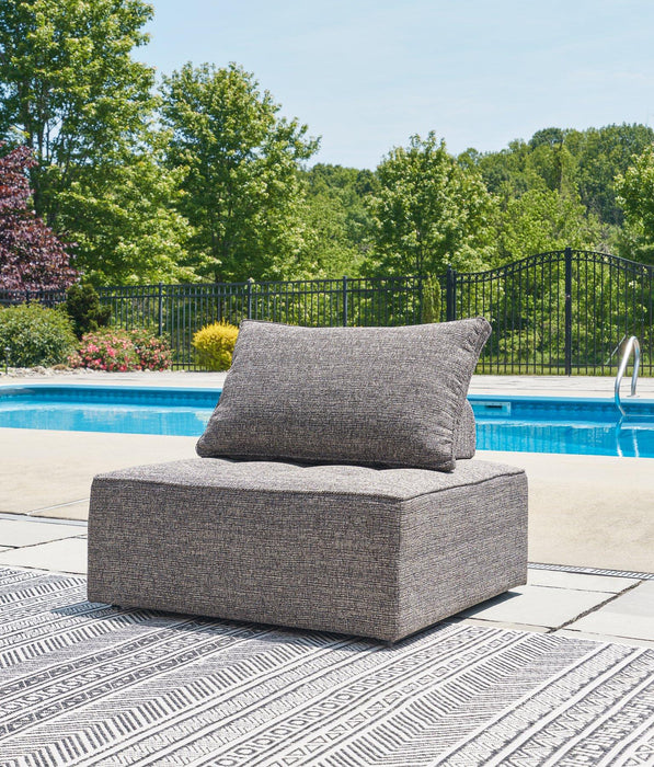 Bree Zee Outdoor Lounge Chair with Cushion - Carl's Furniture (Garden City, KS)