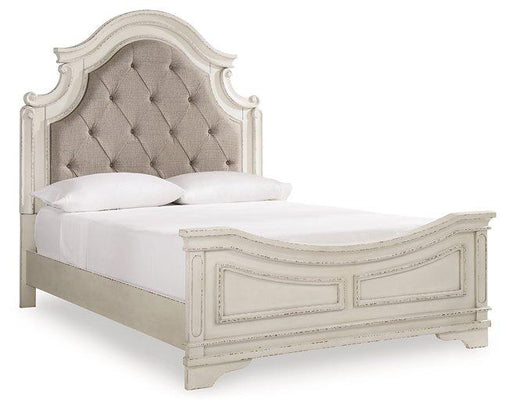 Realyn Upholstered Bed - Carl's Furniture (Garden City, KS)