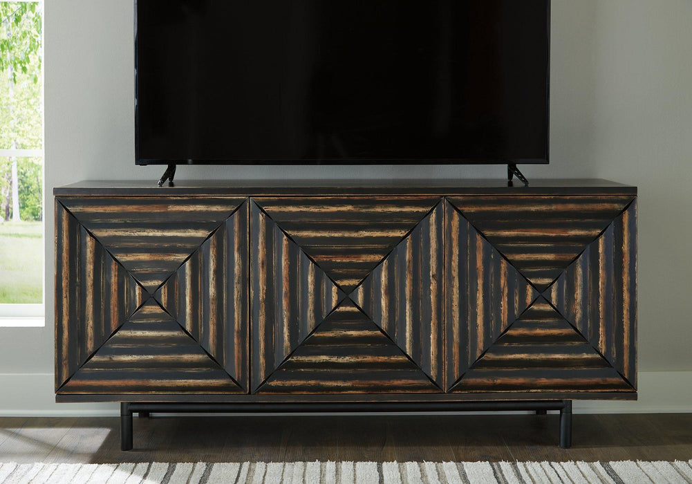 Fair Ridge Accent Cabinet - Carl's Furniture (Garden City, KS)