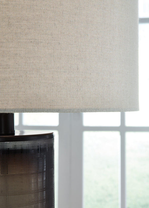 Dingerly Lamp Set - Carl's Furniture (Garden City, KS)