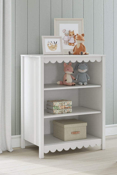 Hallityn Bookcase - Carl's Furniture (Garden City, KS)