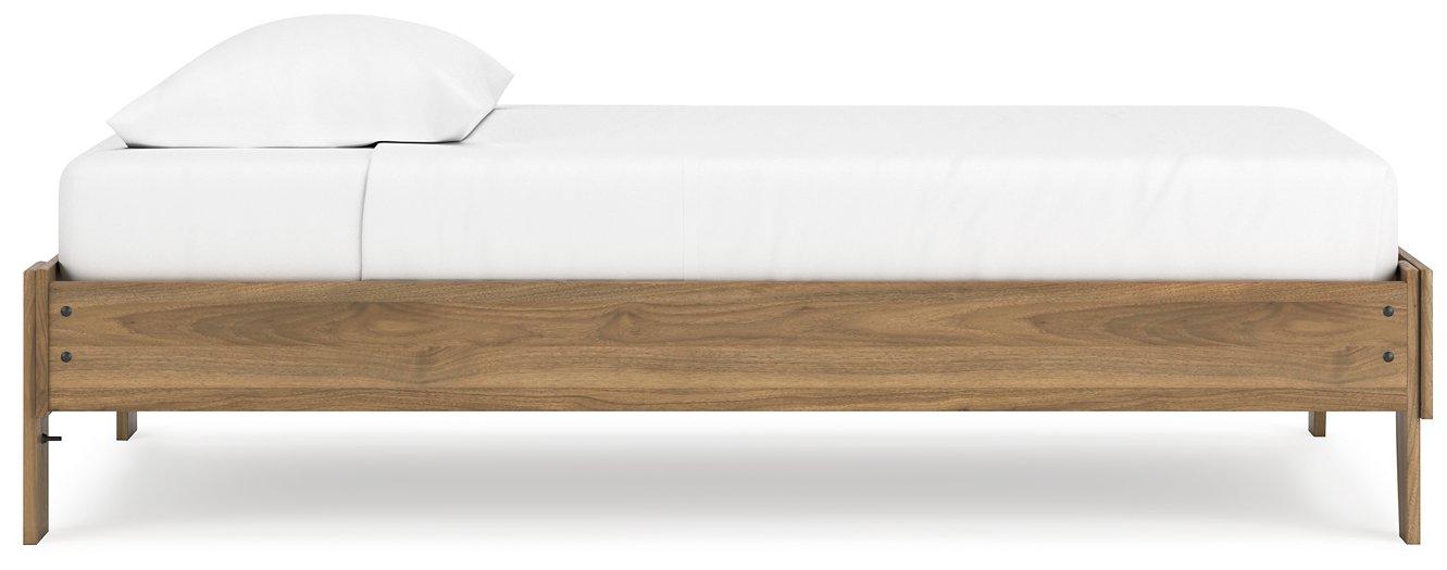 Deanlow Bed - Carl's Furniture (Garden City, KS)