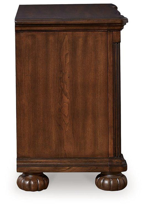 Lavinton Bedroom Set - Carl's Furniture (Garden City, KS)