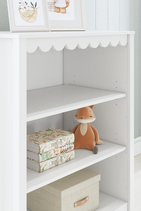 Hallityn Bookcase - Carl's Furniture (Garden City, KS)