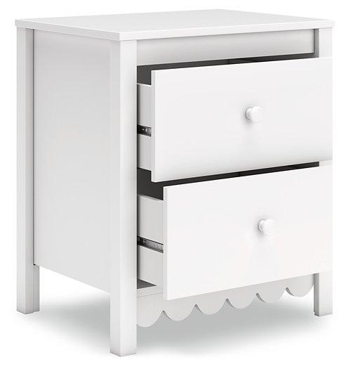 Hallityn Nightstand - Carl's Furniture (Garden City, KS)