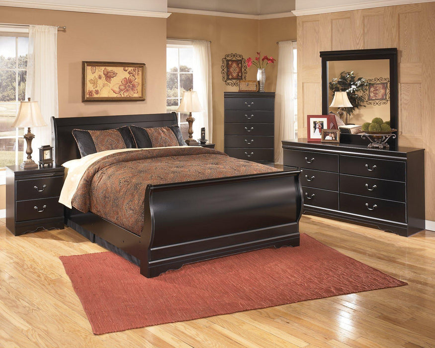 Huey Vineyard Bed - Carl's Furniture (Garden City, KS)