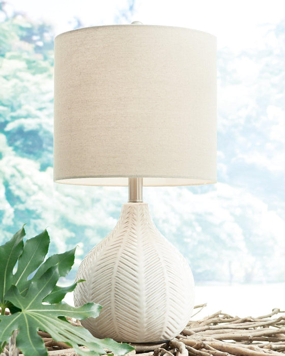 Rainermen Lamp Set - Carl's Furniture (Garden City, KS)
