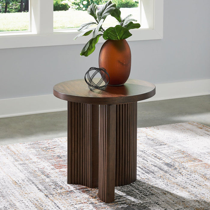 Korestone Occasional Table Set - Carl's Furniture (Garden City, KS)