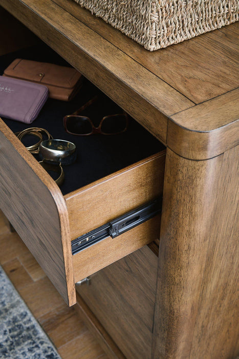 Cabalynn Nightstand - Carl's Furniture (Garden City, KS)