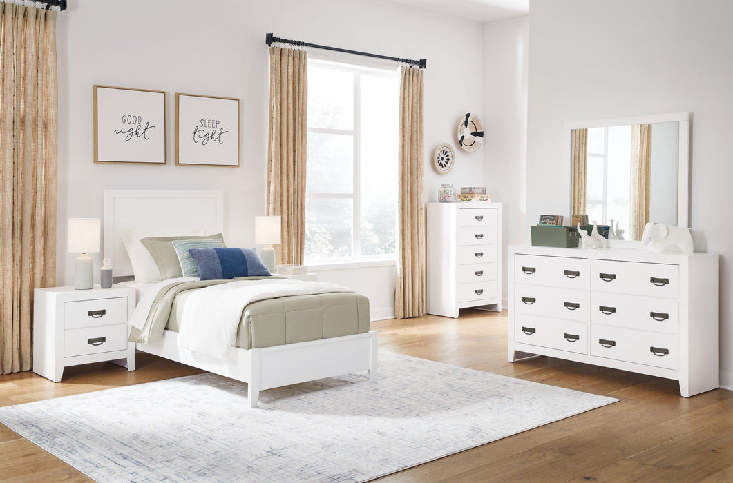Binterglen Bed - Carl's Furniture (Garden City, KS)