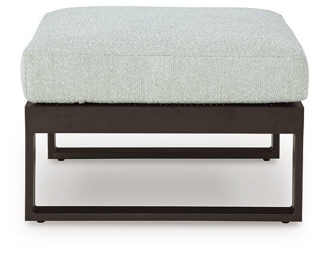 Beachloft Outdoor Sectional - Carl's Furniture (Garden City, KS)
