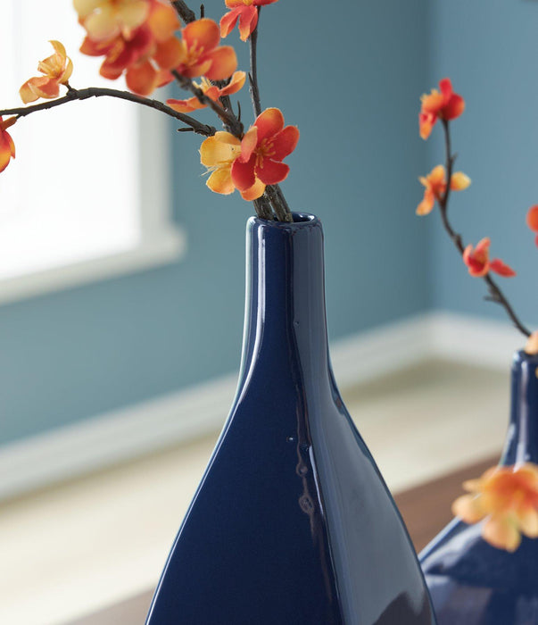 Abtinson Vase - Carl's Furniture (Garden City, KS)
