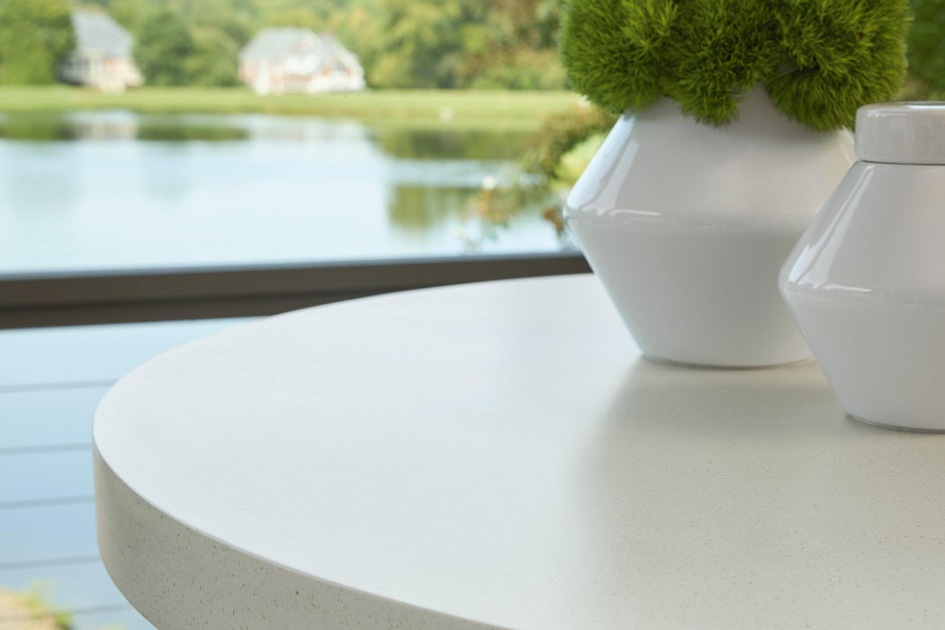 Seton Creek Outdoor Dining Package - Carl's Furniture (Garden City, KS)