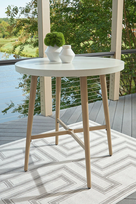 Seton Creek Outdoor Dining Package - Carl's Furniture (Garden City, KS)