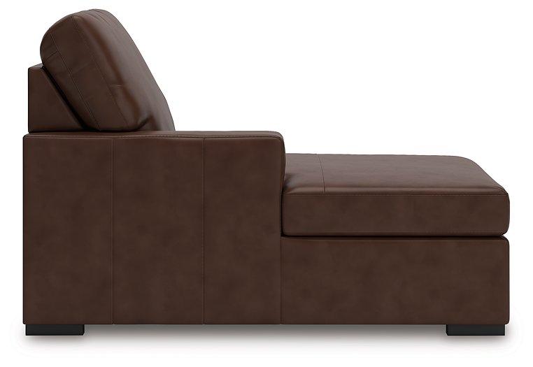 McDowlan Sectional with Chaise - Carl's Furniture (Garden City, KS)