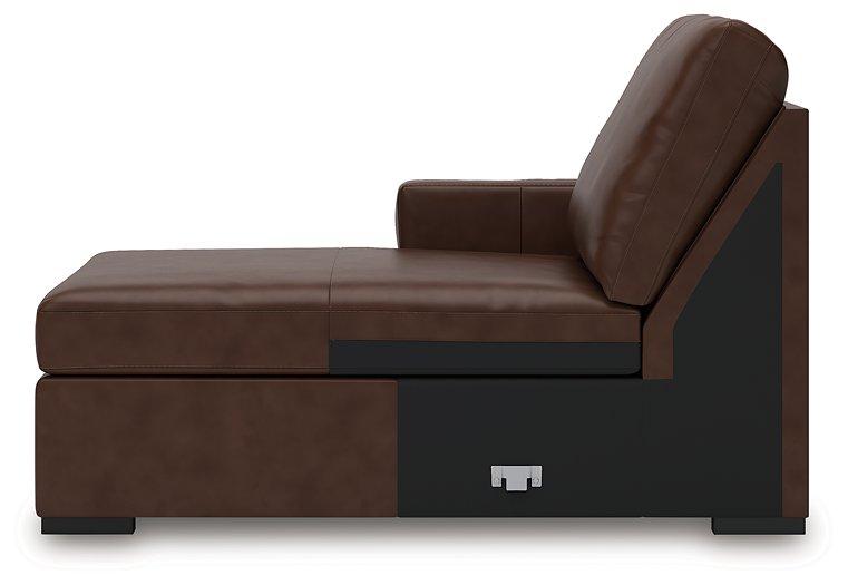 McDowlan Sectional with Chaise - Carl's Furniture (Garden City, KS)