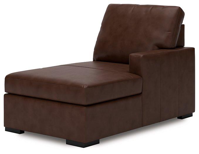 McDowlan Sectional with Chaise - Carl's Furniture (Garden City, KS)