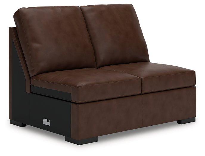 McDowlan Sectional with Chaise - Carl's Furniture (Garden City, KS)