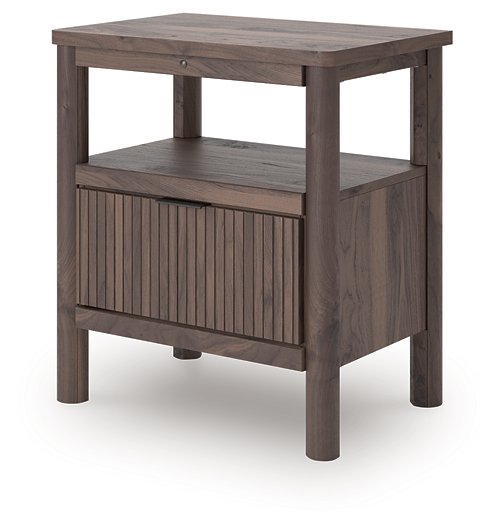 Pamytta Nightstand - Carl's Furniture (Garden City, KS)