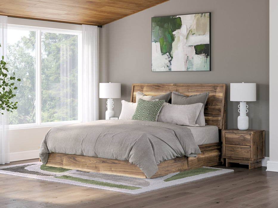 Chirason Bed - Carl's Furniture (Garden City, KS)