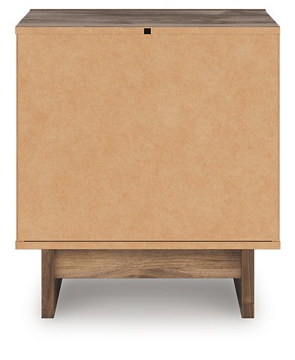 Chirason Nightstand - Carl's Furniture (Garden City, KS)