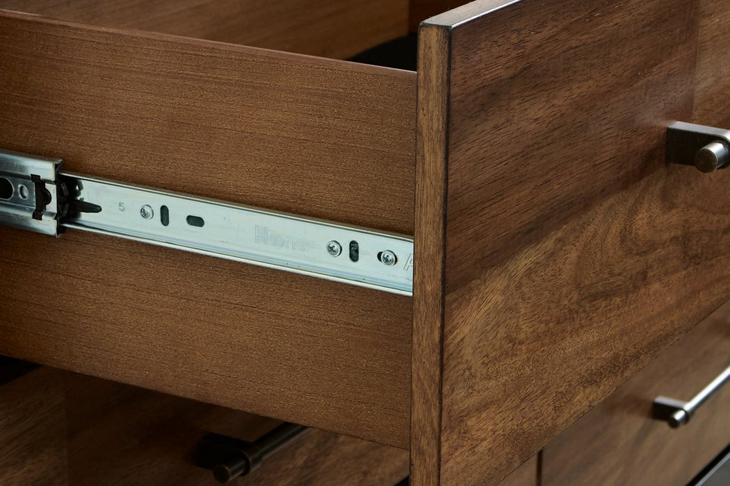 Kraeburn Chest of Drawers - Carl's Furniture (Garden City, KS)