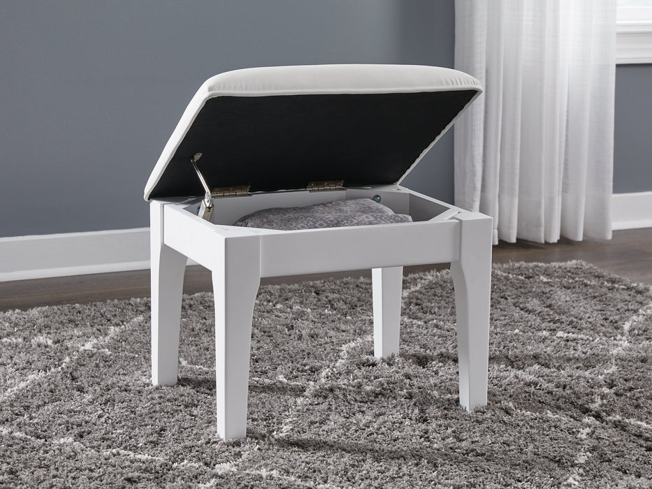 Chalanna Vanity Stool - Carl's Furniture (Garden City, KS)