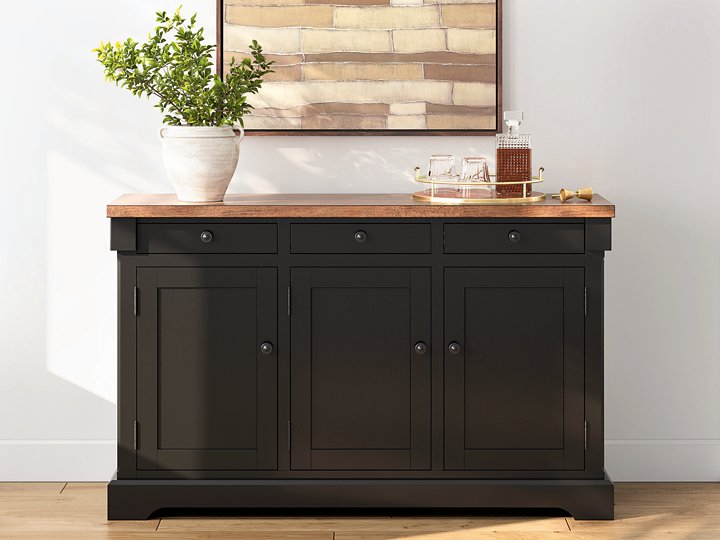 Wildenauer Dining Buffet - Carl's Furniture (Garden City, KS)