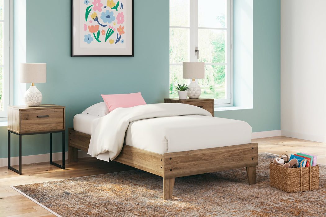 Deanlow Bed - Carl's Furniture (Garden City, KS)