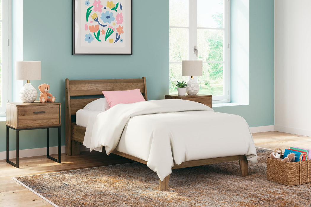 Deanlow Bed - Carl's Furniture (Garden City, KS)