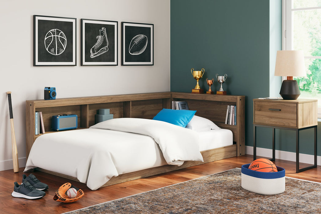 Deanlow Bed - Carl's Furniture (Garden City, KS)