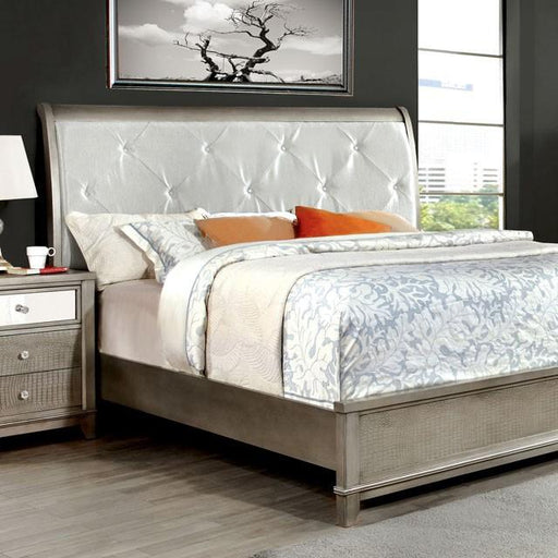 Bryant Cal.King Bed - Carl's Furniture (Garden City, KS)
