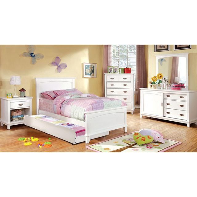 Colin Mirror - Carl's Furniture (Garden City, KS)